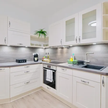 Fine Living - Zentral, Barrierefrei Mit Terrasse & 24h Parkhaus In Naehe Пайне