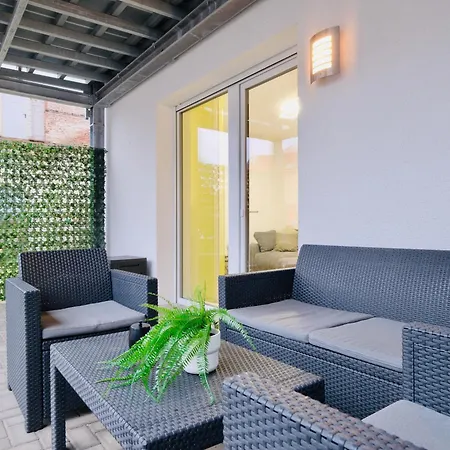 Fine Living - Zentral, Barrierefrei Mit Terrasse & 24h Parkhaus In Naehe * Peine