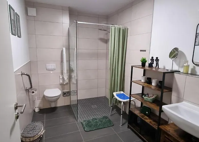 Fine Living - Zentral, Barrierefrei Mit Terrasse & 24h Parkhaus In Naehe Appartement Peine