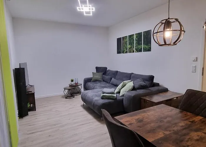 アパート Fine Living - Zentral, Barrierefrei Mit Terrasse & 24h Parkhaus In Naehe パイネ